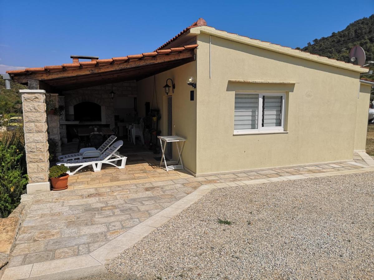 Holiday Home Cvitka Vis Exterior photo